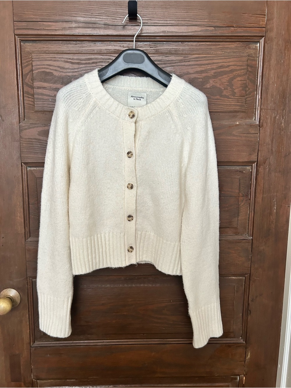 Abercrombie & Fitch Cream Button-Up Knit Cropped Cardigan